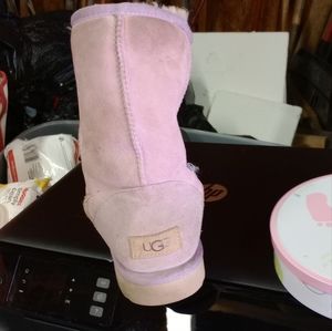 Uggs & cleaner